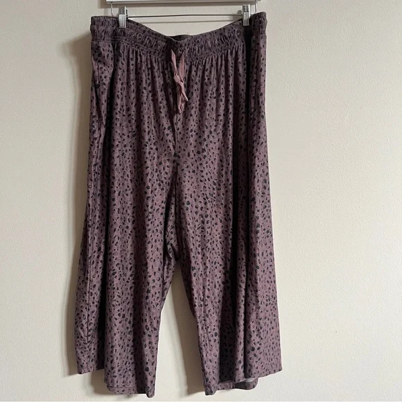 Beyond Yoga Women's Brushed Up Cropped Pullover Pant Set Classic leopard size 3X - Picture 3 of 7